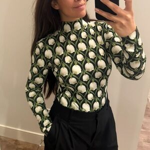 New - Cayena Perla floral-print bodysuit